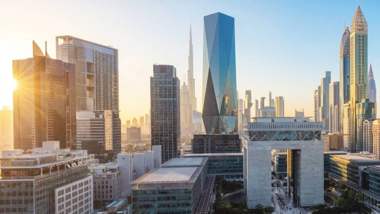 الإمارات تتألق في قائمة الاقتصادات العالمية المتميزة